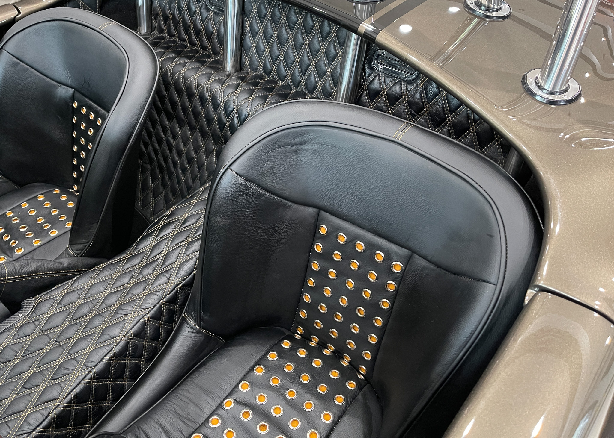 Double Diamond Stitched with Seat Eyes